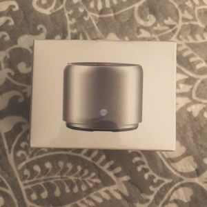 Mini Silver Bluetooth Speaker